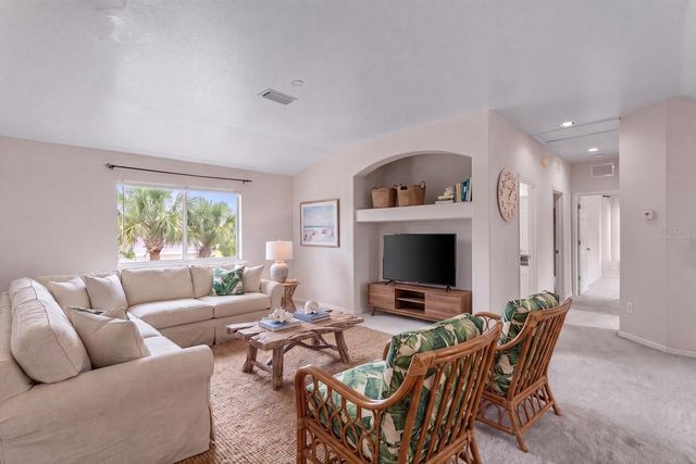 10411 CANARY ISLE DRIVE, Tampa, FL 33647