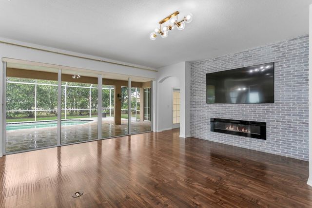 10411 CANARY ISLE DRIVE, Tampa, FL 33647
