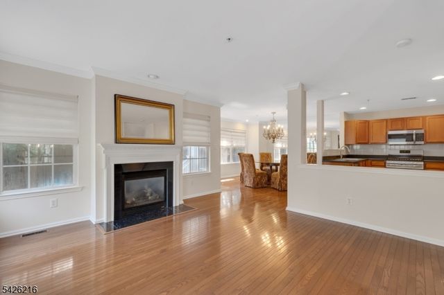114 Ridge Dr, Pompton Lakes Boro, NJ 07442