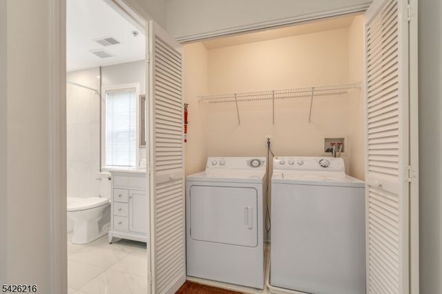 114 Ridge Dr, Pompton Lakes Boro, NJ 07442