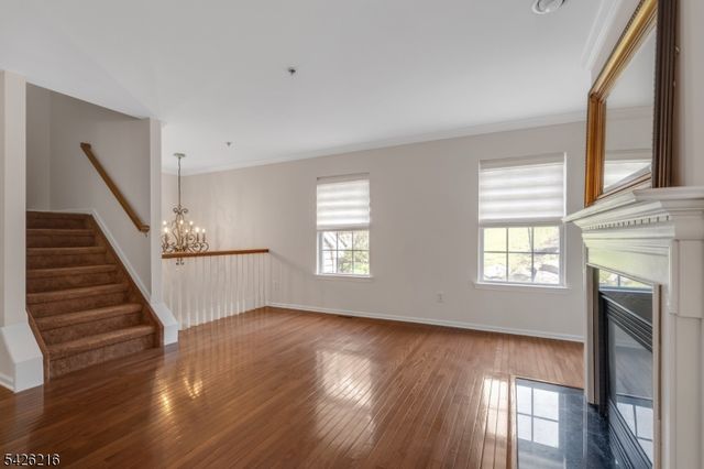 114 Ridge Dr, Pompton Lakes Boro, NJ 07442