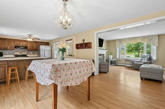 158 Copperfield Road, Worcester, MA 01602