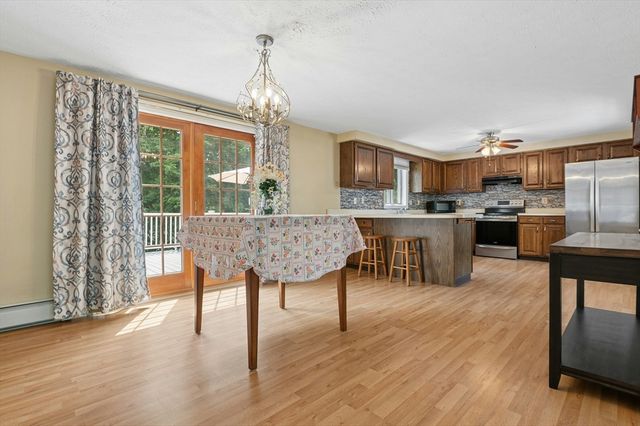 158 Copperfield Road, Worcester, MA 01602