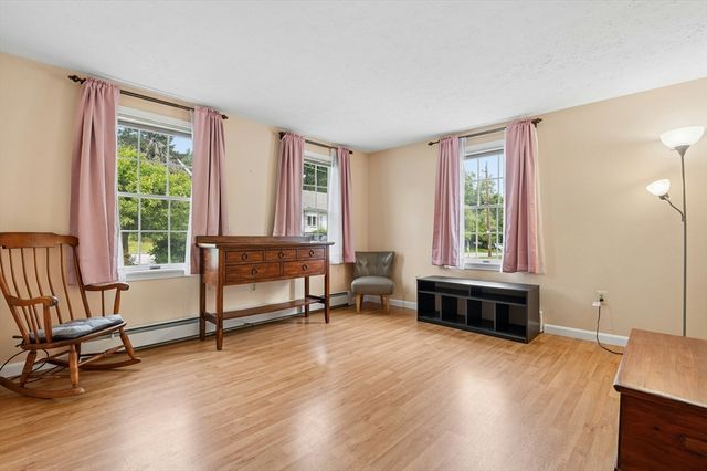 158 Copperfield Road, Worcester, MA 01602