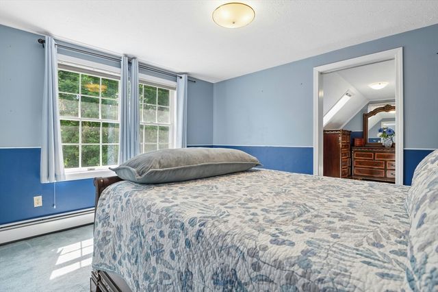 158 Copperfield Road, Worcester, MA 01602