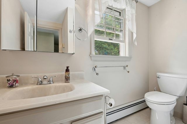 158 Copperfield Road, Worcester, MA 01602