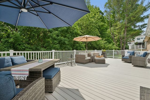 158 Copperfield Road, Worcester, MA 01602