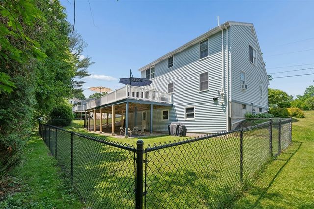 158 Copperfield Road, Worcester, MA 01602