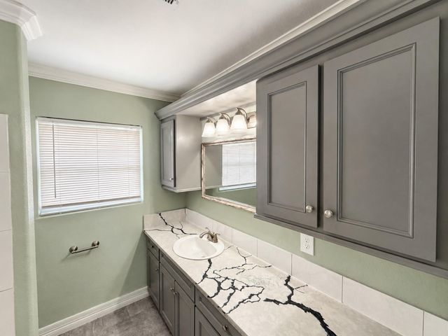 1110 Linwood Circle, Pasadena, TX 77502