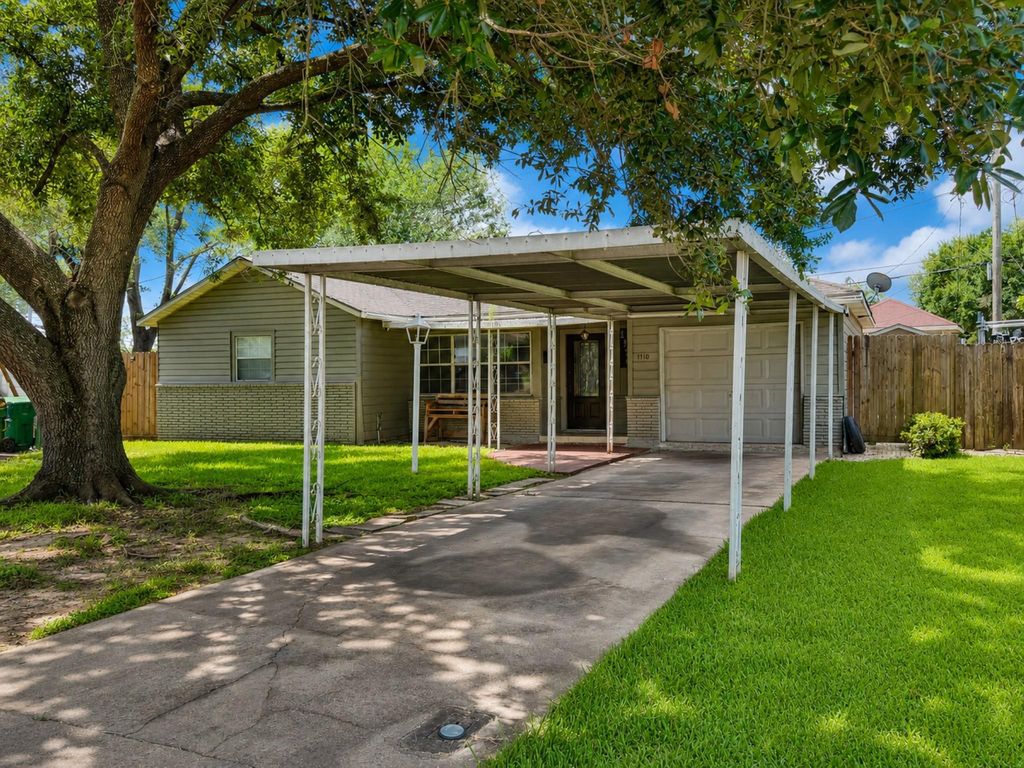 1110 Linwood Circle, Pasadena, TX 77502