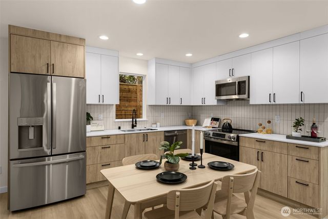 1111 26th Avenue, Seattle, WA 98122