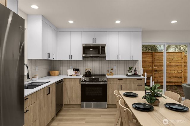 1111 26th Avenue, Seattle, WA 98122