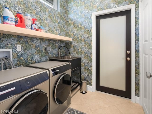 3801 Bay Hammock CT, Bonita Springs, FL 34134