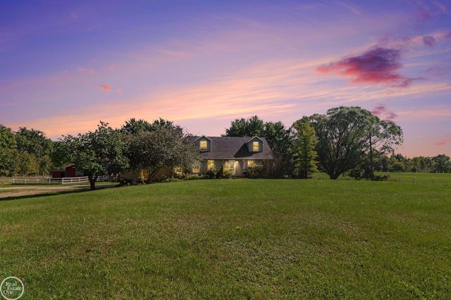 1090 Thayer Road, Groveland, MI 48462
