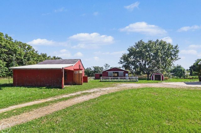 1090 Thayer Road, Groveland, MI 48462
