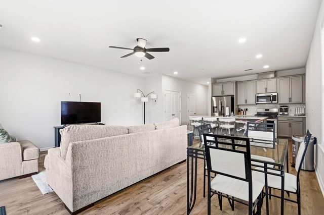 506 Green Fern Drive, Summerville, SC 29483