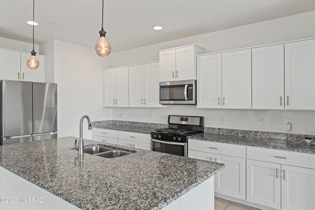 10704 W Embrey Drive, Marana, AZ 85653