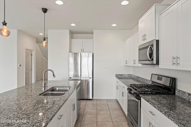 10704 W Embrey Drive, Marana, AZ 85653