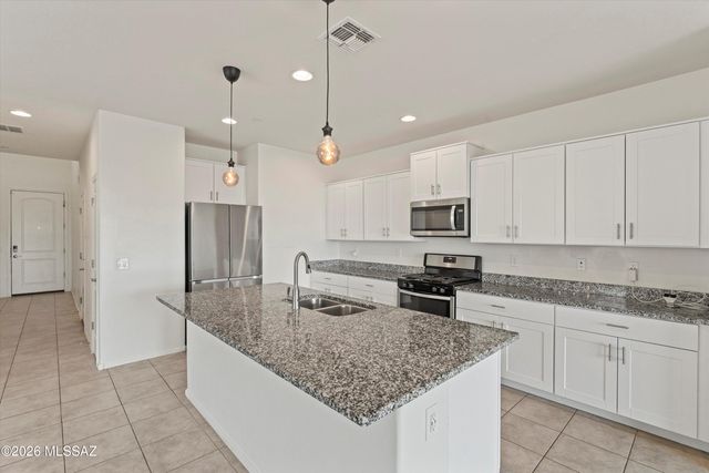 10704 W Embrey Drive, Marana, AZ 85653