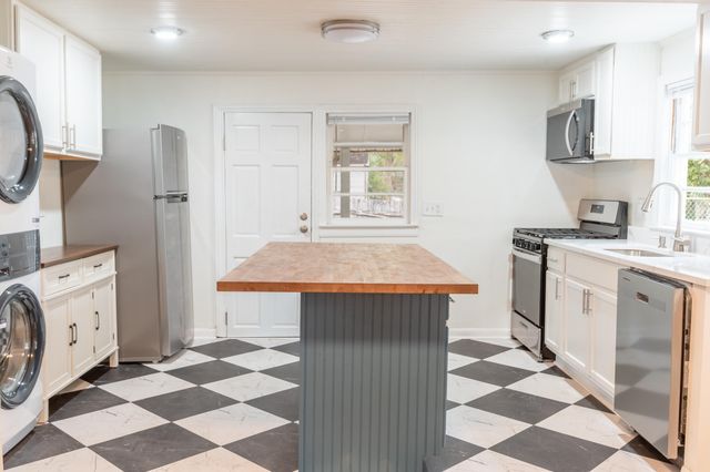 1620 Mole Lane, North Charleston, SC 29406