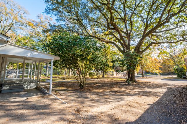 1620 Mole Lane, North Charleston, SC 29406