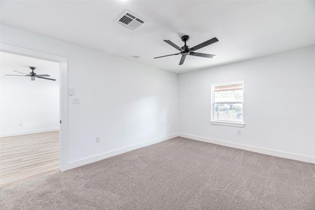 8658 Sonneville Drive, Houston, TX 77080