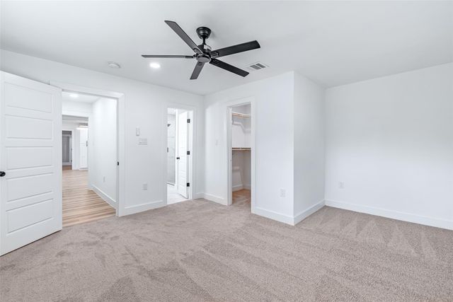 8658 Sonneville Drive, Houston, TX 77080