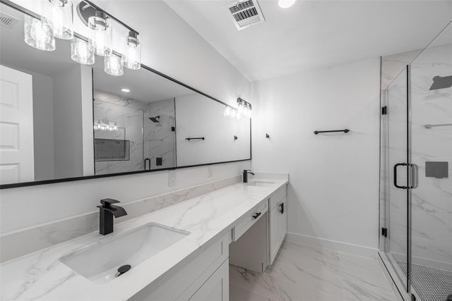 8658 Sonneville Drive, Houston, TX 77080