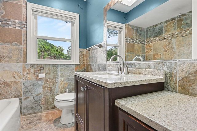 1229 N Fletcher Avenue, Kalamazoo, MI 49006