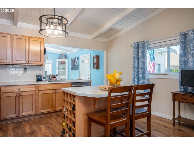 3344 Se HILLYARD Rd, Gresham, OR 97080