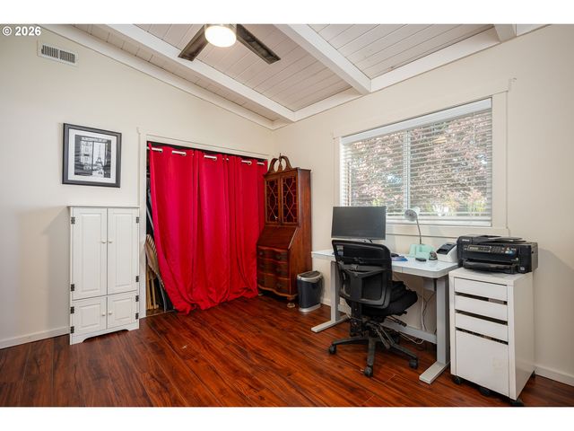 3344 Se HILLYARD Rd, Gresham, OR 97080