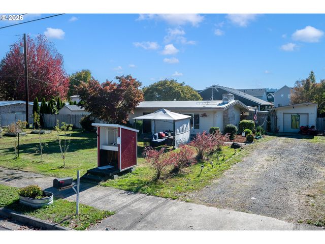 3344 Se HILLYARD Rd, Gresham, OR 97080