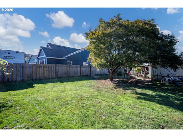 3344 Se HILLYARD Rd, Gresham, OR 97080
