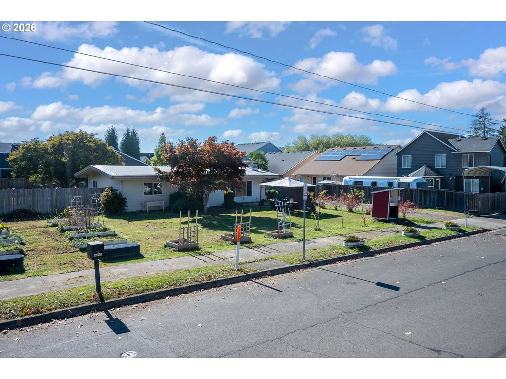 3344 Se HILLYARD Rd, Gresham, OR 97080