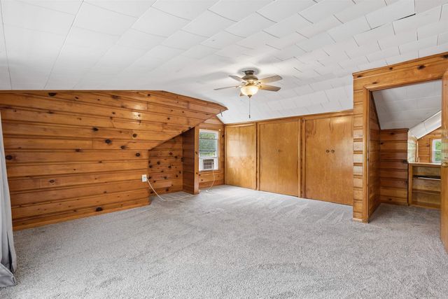 1827 Rainbow Drive, Cedar Falls, IA 50613