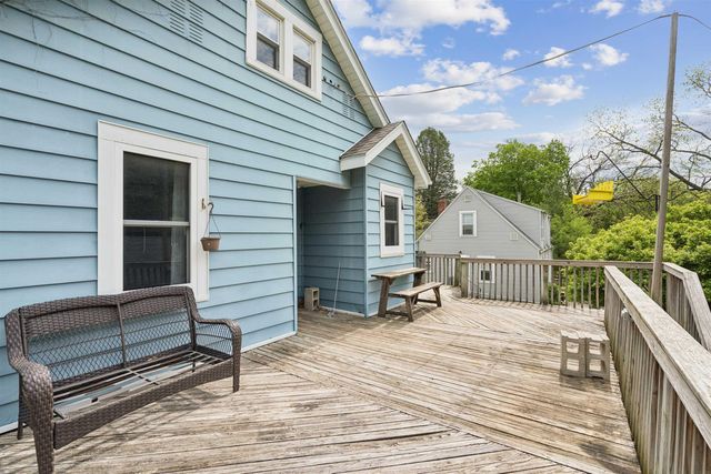 1827 Rainbow Drive, Cedar Falls, IA 50613
