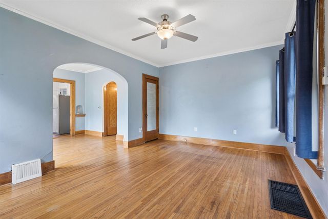 1827 Rainbow Drive, Cedar Falls, IA 50613