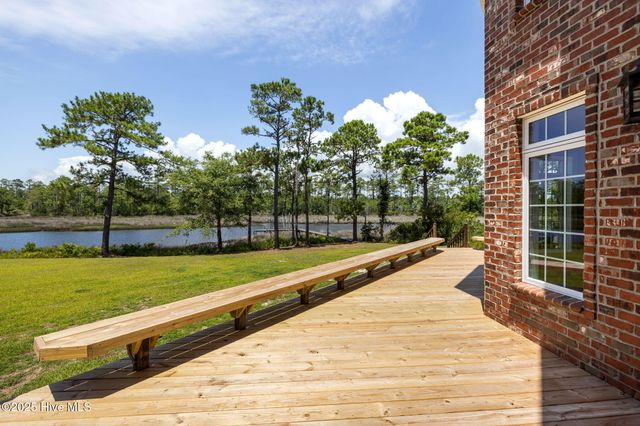 421 Old Swansboro Road, Newport, NC 28570