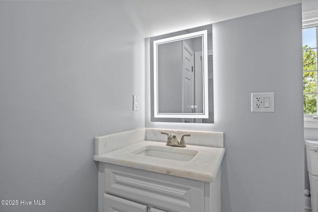 421 Old Swansboro Road, Newport, NC 28570