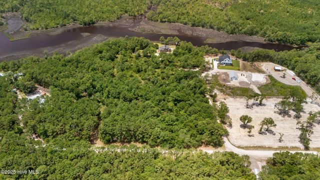 421 Old Swansboro Road, Newport, NC 28570