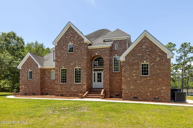 421 Old Swansboro Road, Newport, NC 28570