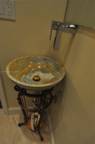 1600 S Ocean Dr 10C, Hollywood, FL 33019