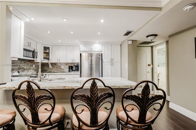 1600 S Ocean Dr 10C, Hollywood, FL 33019