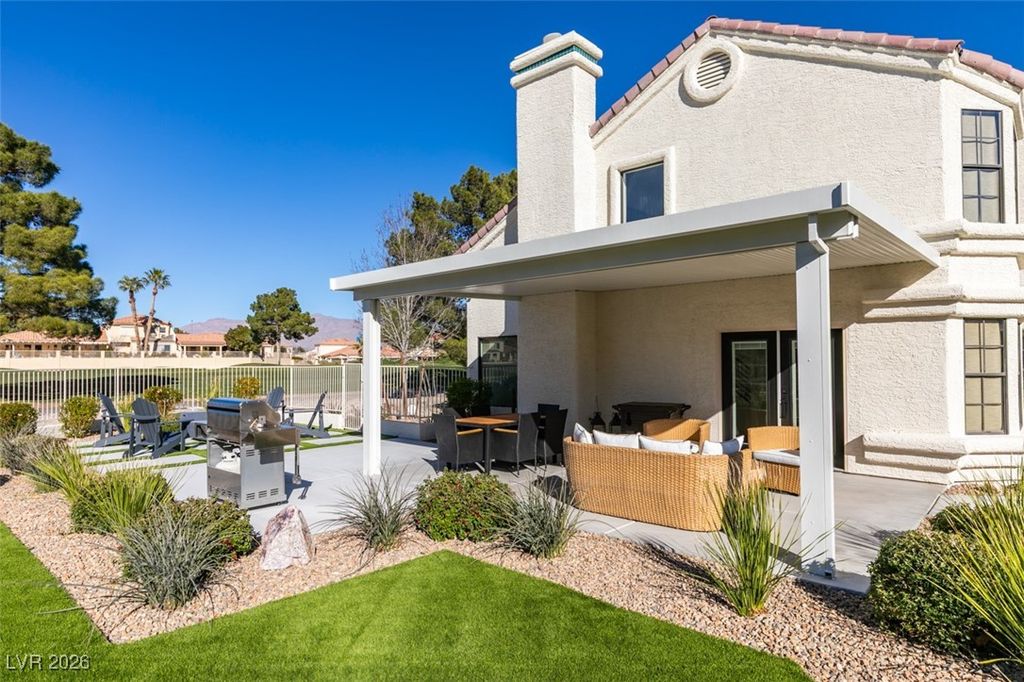 Image 8 of property listing at 5269 Crooked Valley Drive, Las Vegas, NV 89149