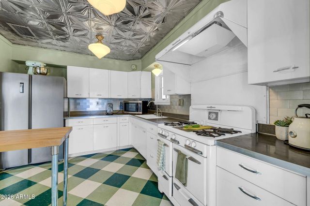 1813 E WILLETTA Street, Phoenix, AZ 85006