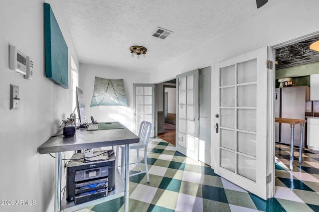 1813 E WILLETTA Street, Phoenix, AZ 85006
