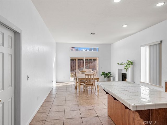 17557 Caprice, Victorville, CA 92395