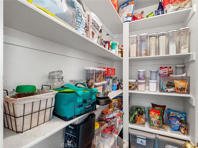 17557 Caprice, Victorville, CA 92395