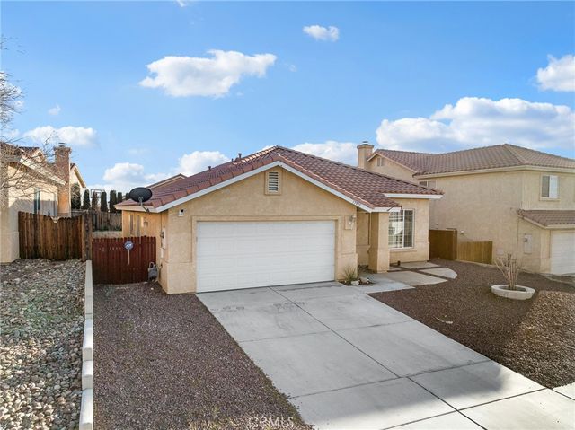 17557 Caprice, Victorville, CA 92395