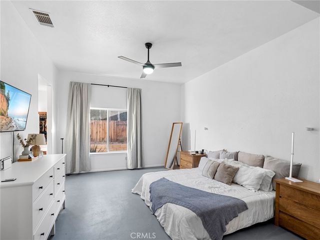 17557 Caprice, Victorville, CA 92395